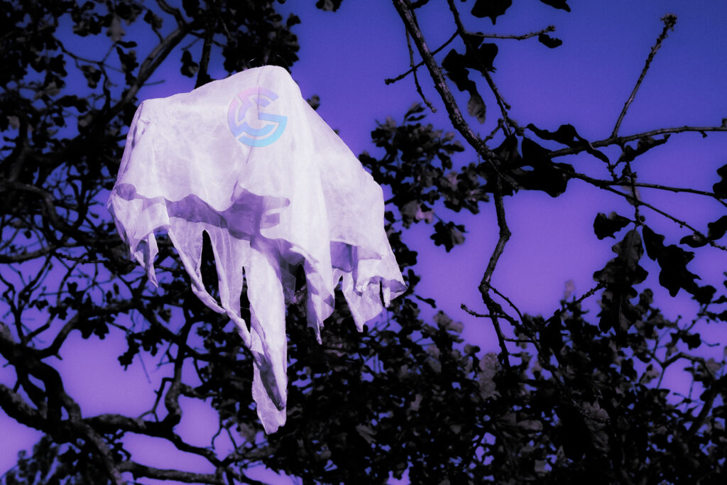 A ghost in a tree with the Glewee logo atop.
