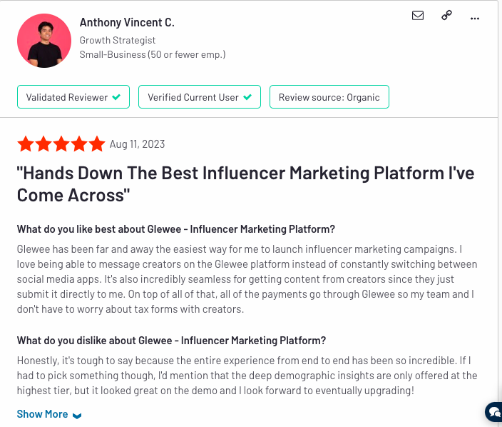 Choosing an influencer marketing platform guided by reviews.